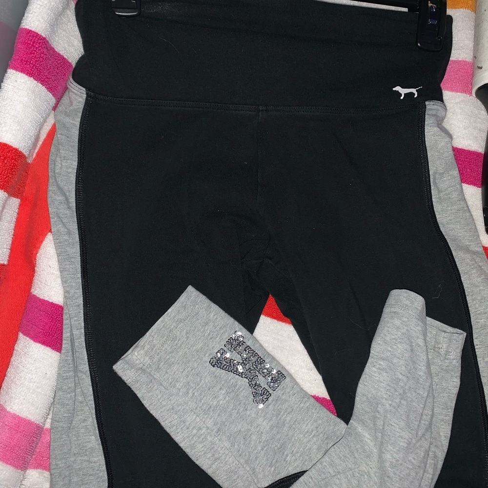 Pink Victoria’s Secret yoga leggings